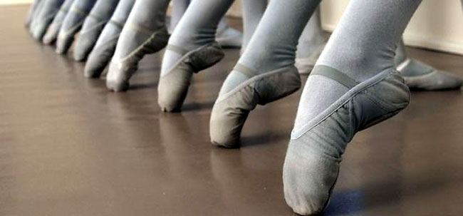 Sträck på fötterna! Foto L'École de ballet de l'Opéra de Paris