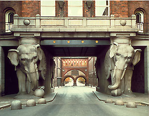 Den berömda Elefantporten. Foto Carlsberg Group