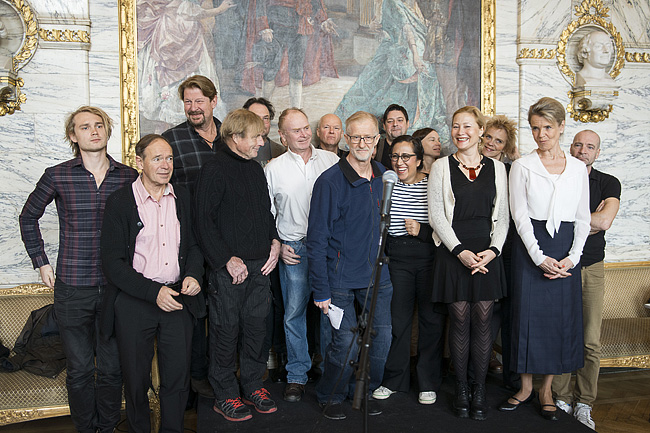 Presskonferensen på Dramaten med Mats Ek och ensemblen. Foto Sören Vilks