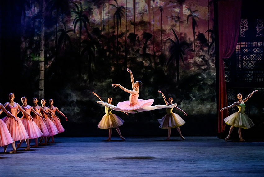 Le Corsaire, Kungliga Baletten 2023. Madeline Woo. Foto Kungliga Operan Sören Vilks