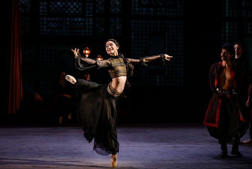 Le Corsaire, Kungliga Baletten 2023. Rikako Shibamoto. Foto Kungliga Operan Håkan Larsson