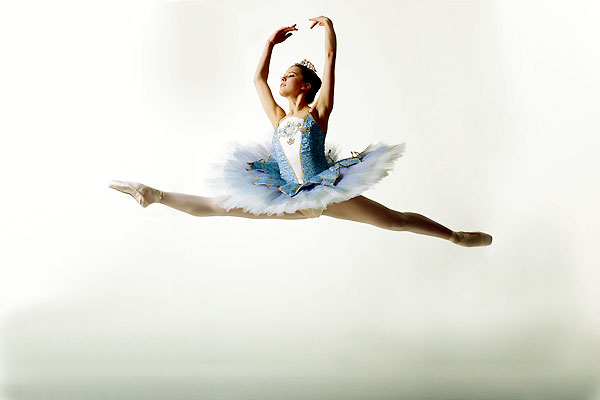 Suvi Honkanen från Balettläroanstalten vid Nationaloperan. Fotograf Stanislav Belyaevsky