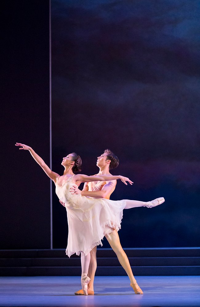Francisca Hayward and James Hay in Rhapsody. Puoto ROH/Johan Persson