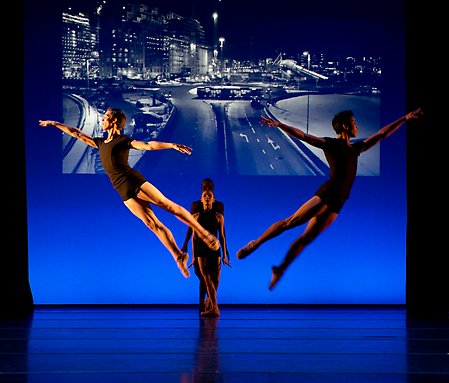 Ur balettskolans elevföreställning 2012. Foto DNO&B